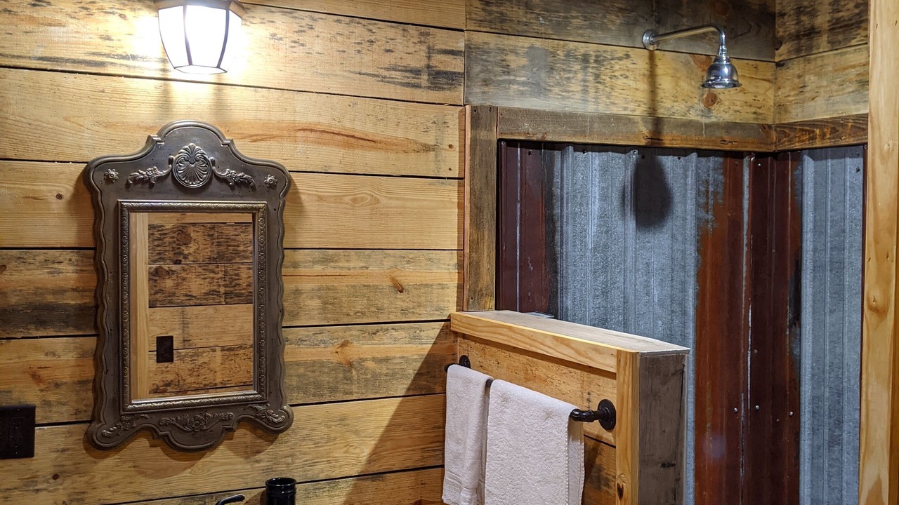 Photo of Bathroom in Fort Payne