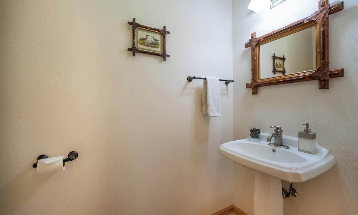 Photo of Bathroom in Tahoe Vista