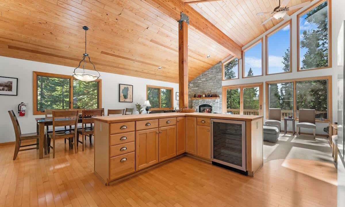 Photo of Others in Tahoe Vista
