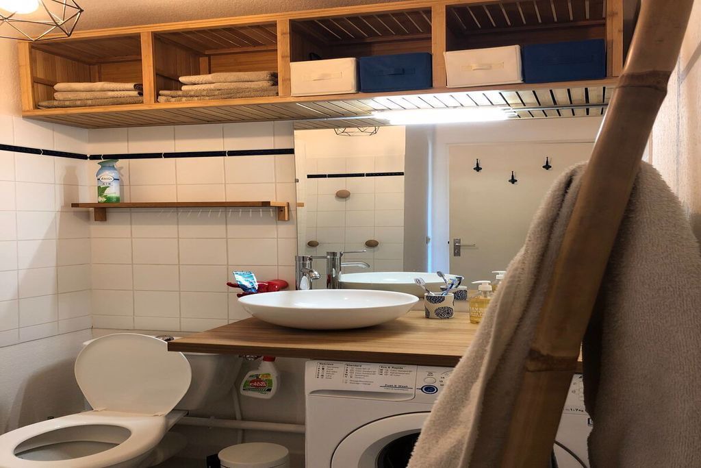 Photo of Bathroom in Alco