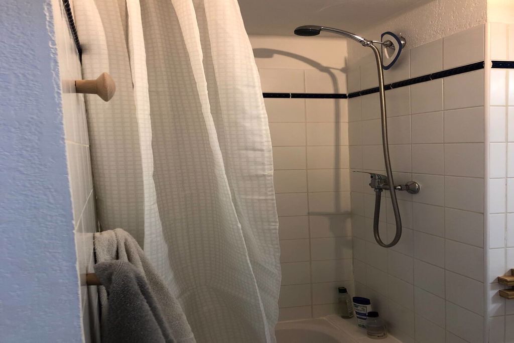 Photo of Bathroom in Alco