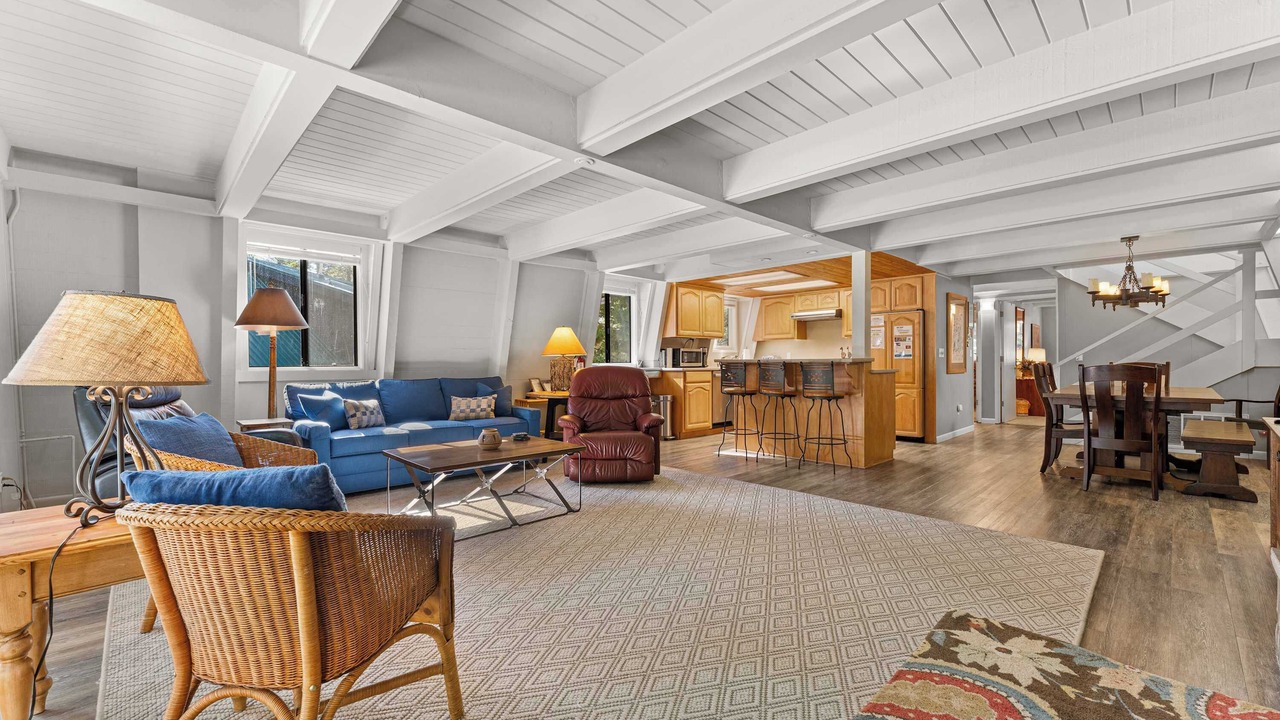 Photo of Livingroom in Carnelian Bay