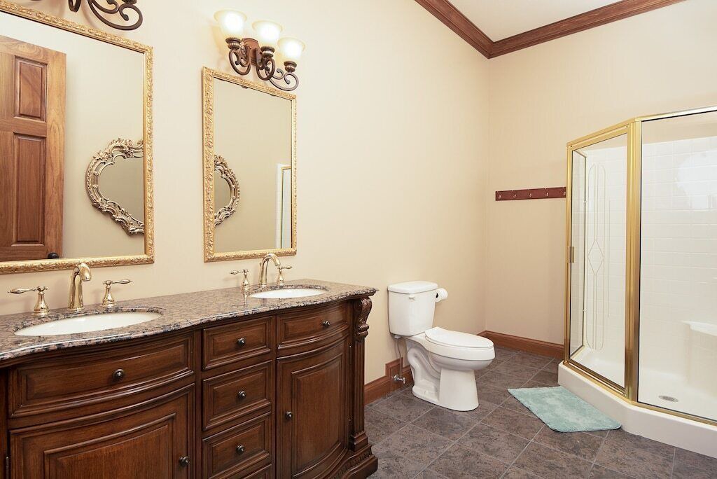 Photo of Bathroom in Andersonville