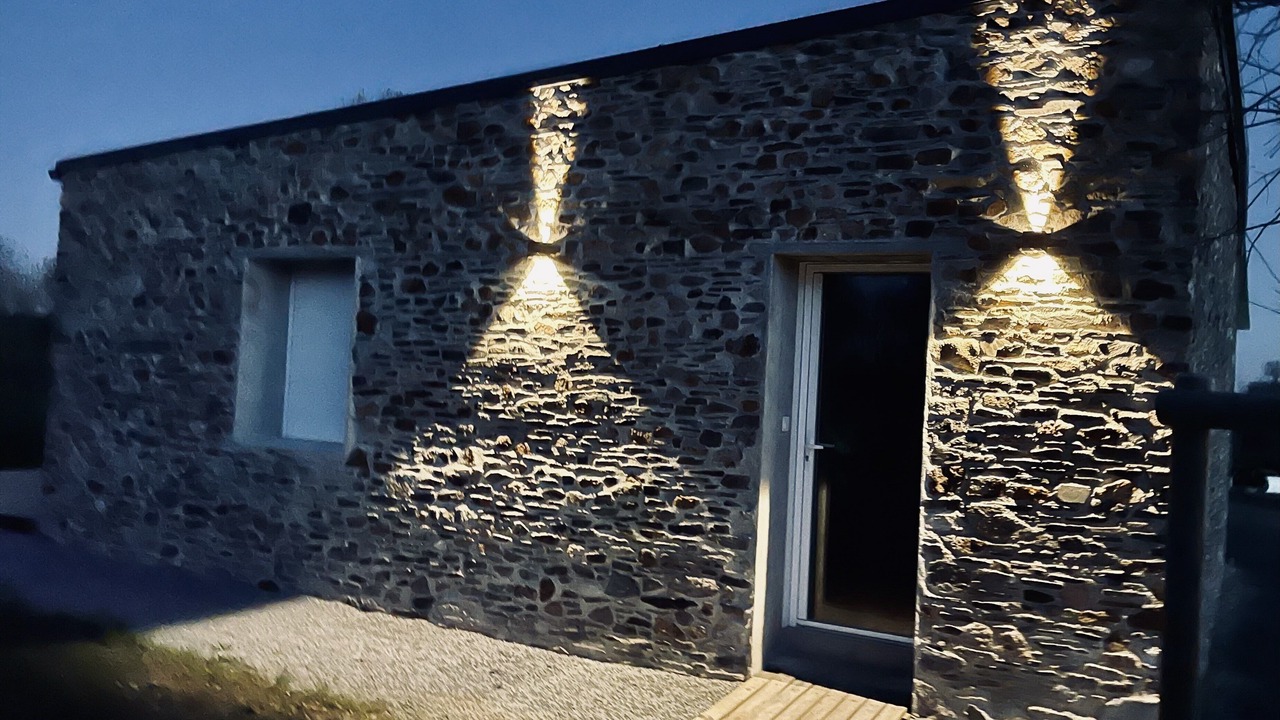 Photo of Outdoor in Mesanger