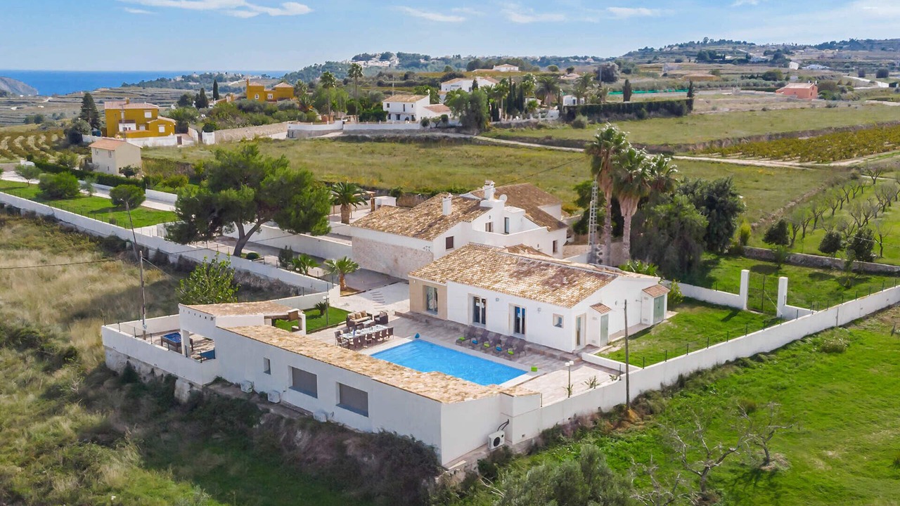 Photo of Outdoor in Benimarco
