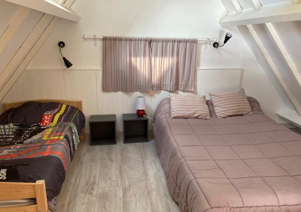 Photo of Bedroom in Campan