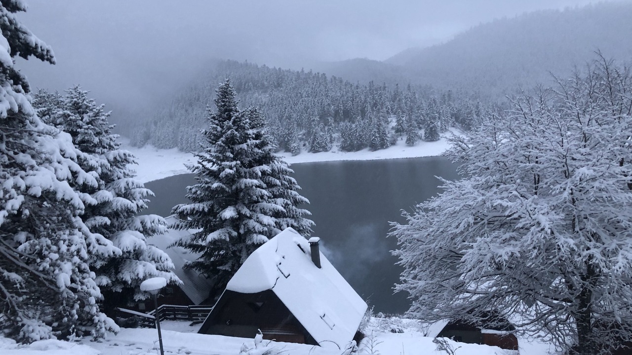 Photo of Outdoor in Campan