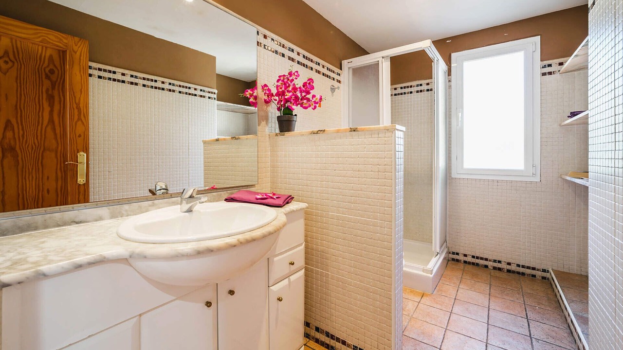 Photo of Bathroom in El Portet