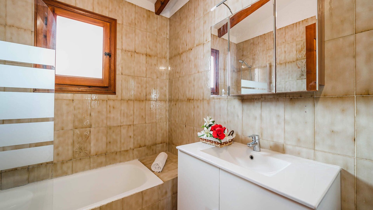 Photo of Bathroom in Arnella