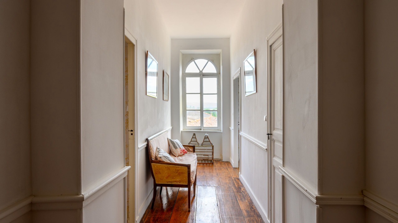 Photo of Others in Malvies