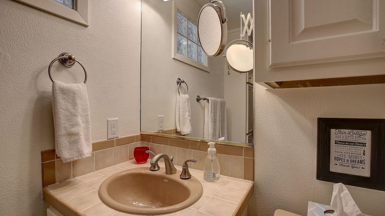 Photo of Bathroom in Lower Basin Lake Travis