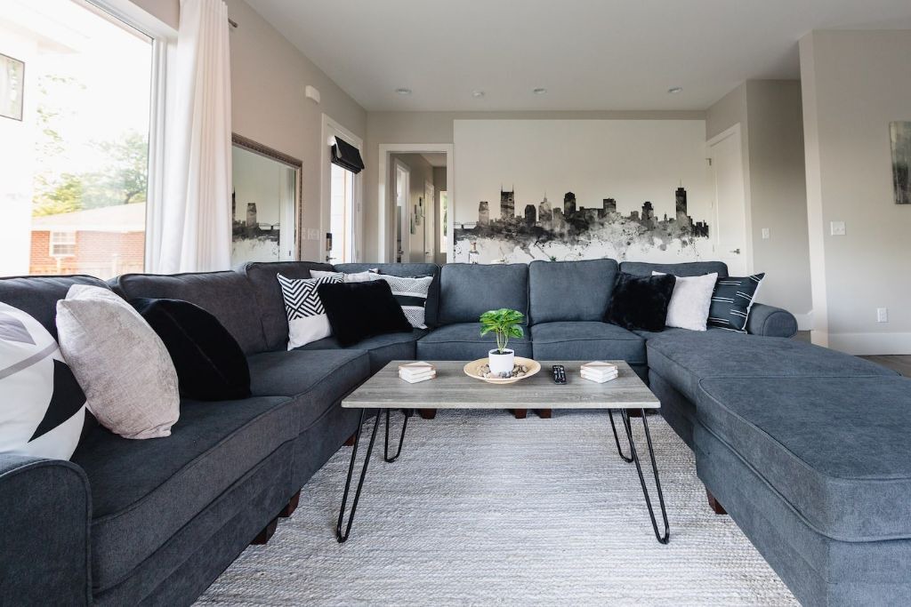Photo of Livingroom in McFerrin Park