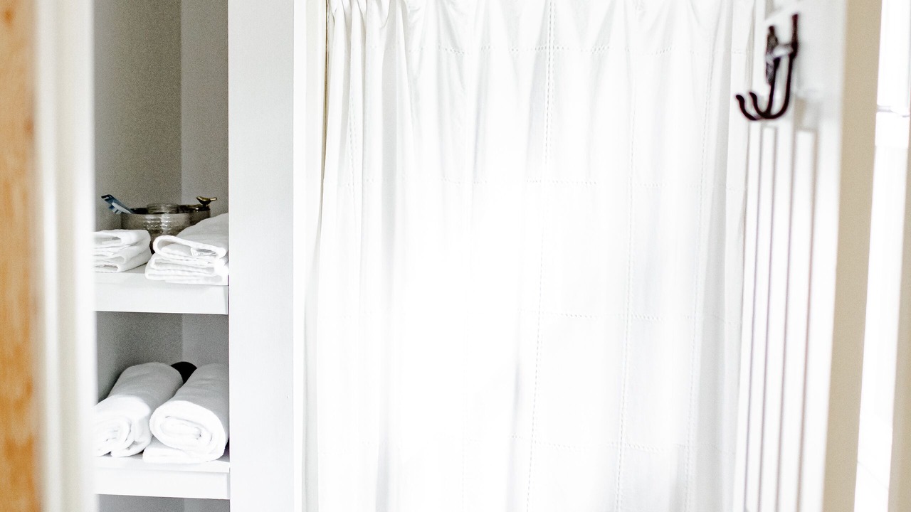 Photo of Bathroom in Schuyler