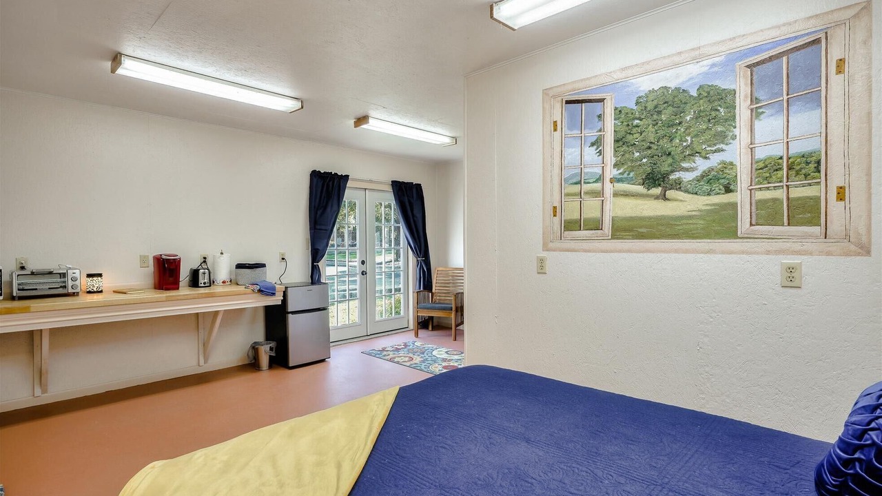 Photo of Bedroom in Lampasas