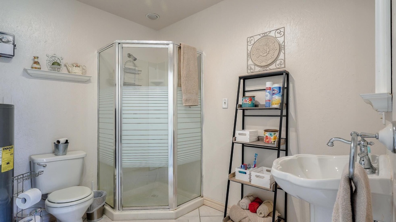 Photo of Bathroom in Lampasas