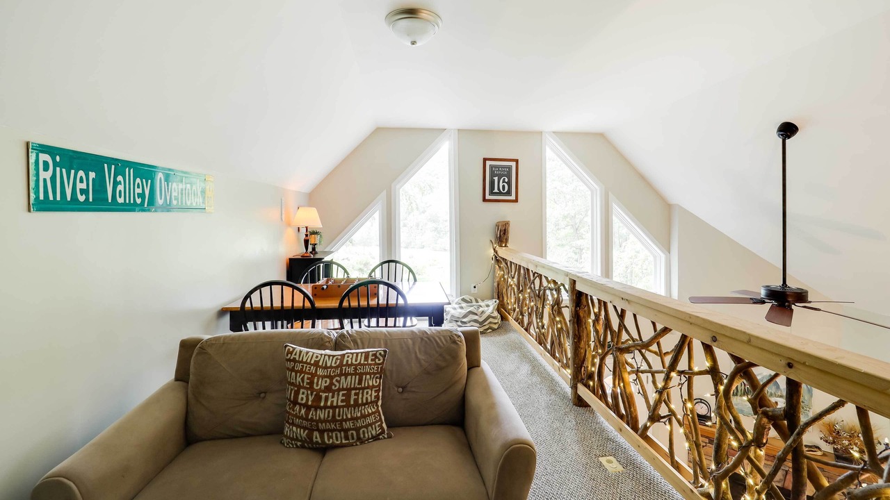 Photo of Livingroom in Elk Park