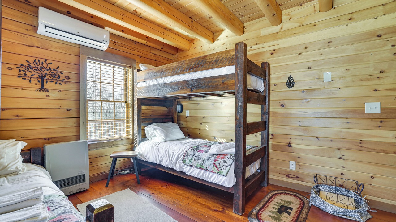 Photo of Bedroom in Mt Cobb