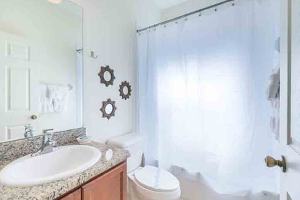 Photo of Bathroom in Crystal Cove