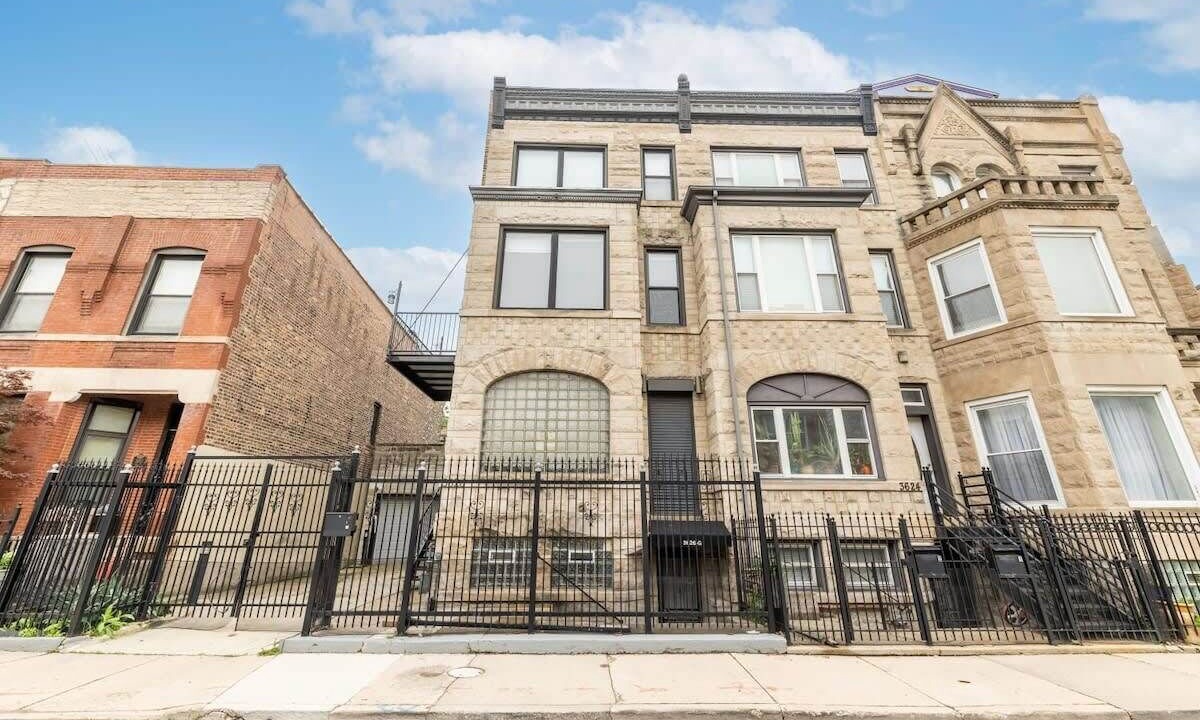 Photo of Outdoor in Bronzeville