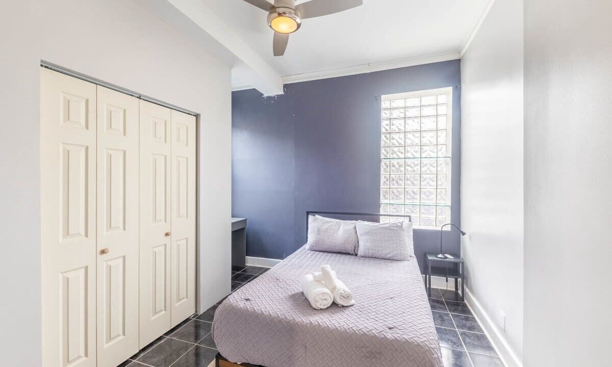 Photo of Bedroom in Bronzeville