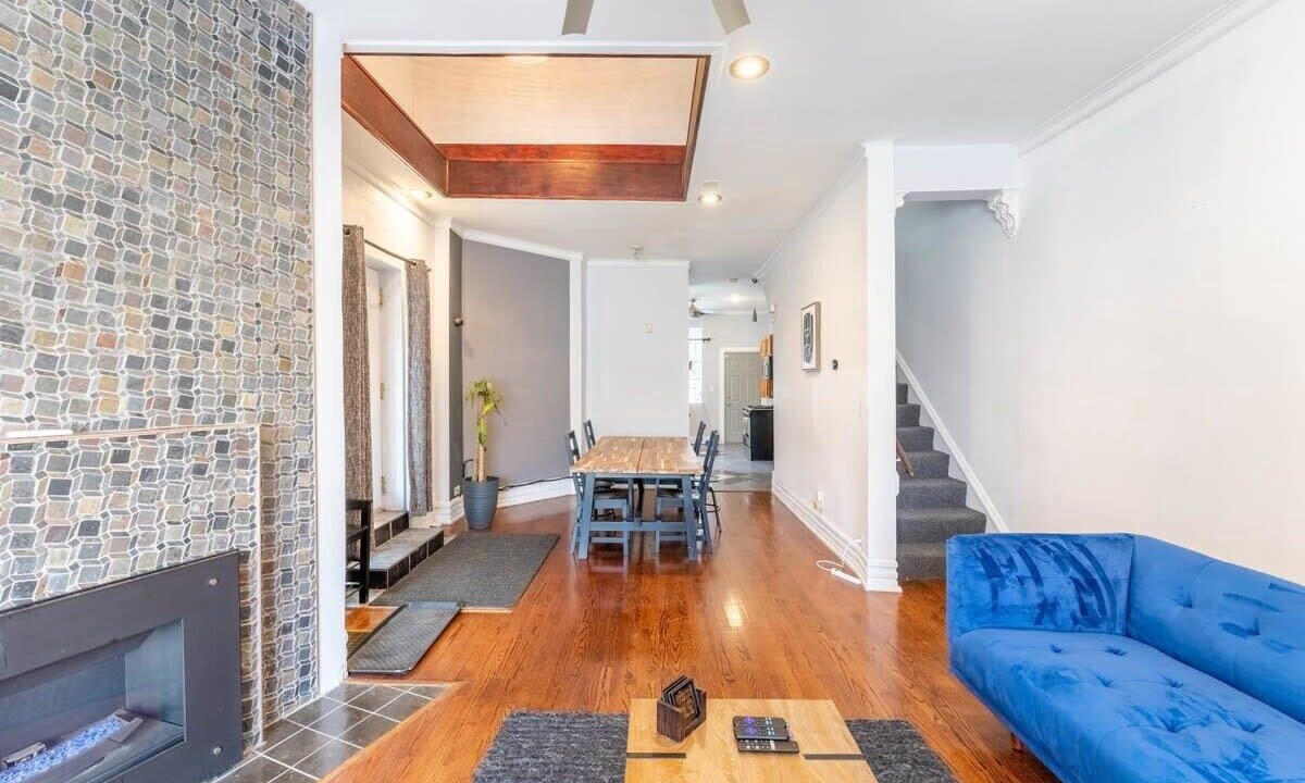 Photo of Livingroom in Bronzeville