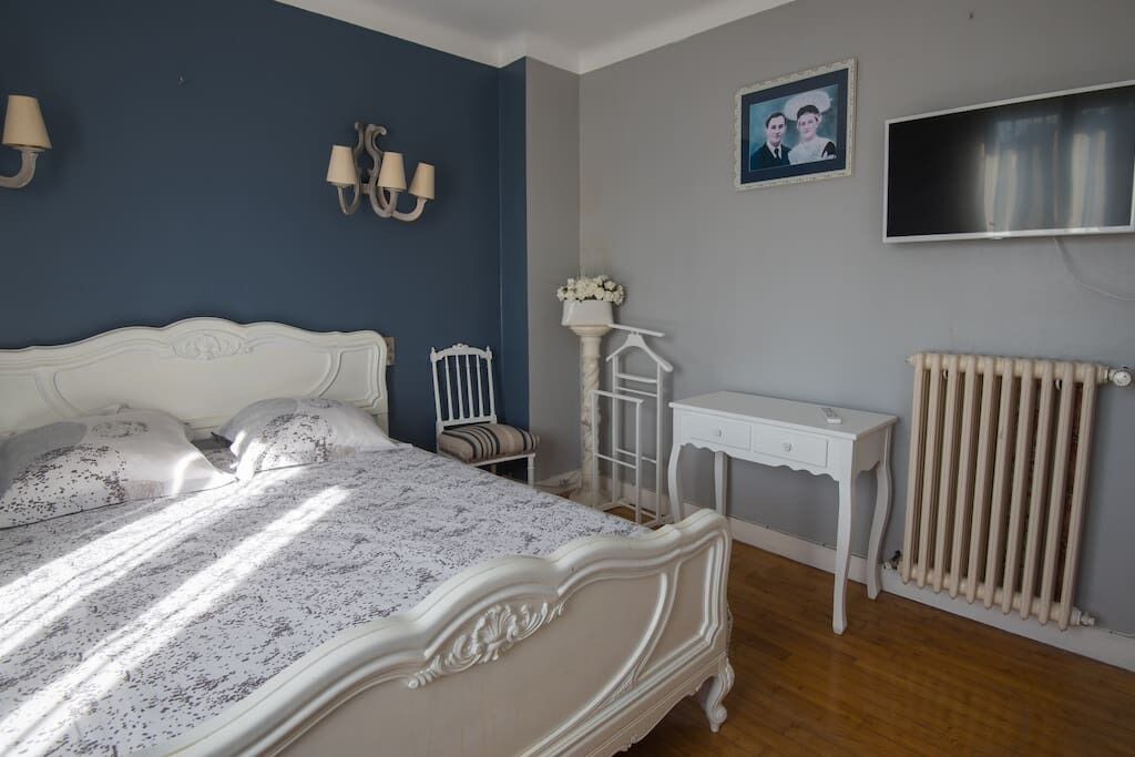 Photo of Bedroom in Hennebont