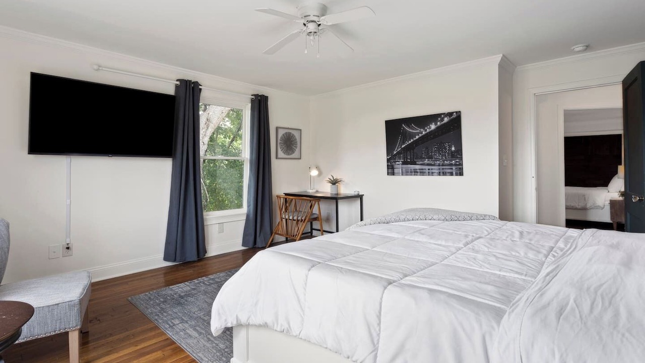 Photo of Bedroom in Old Fourth Ward