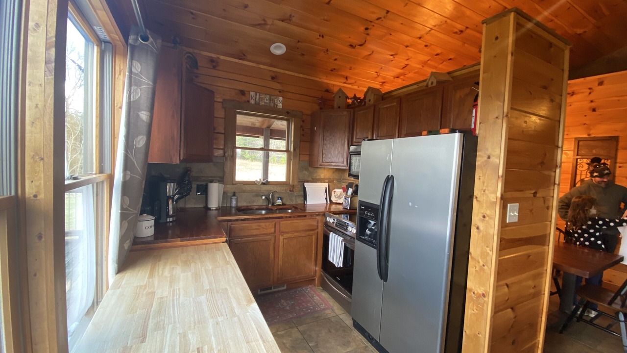 Photo of Kitchen in Piney Mountain