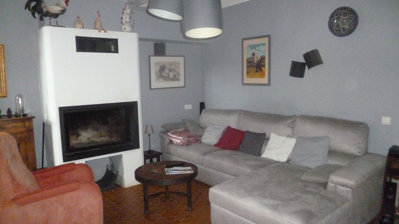 Photo of Livingroom in Apt