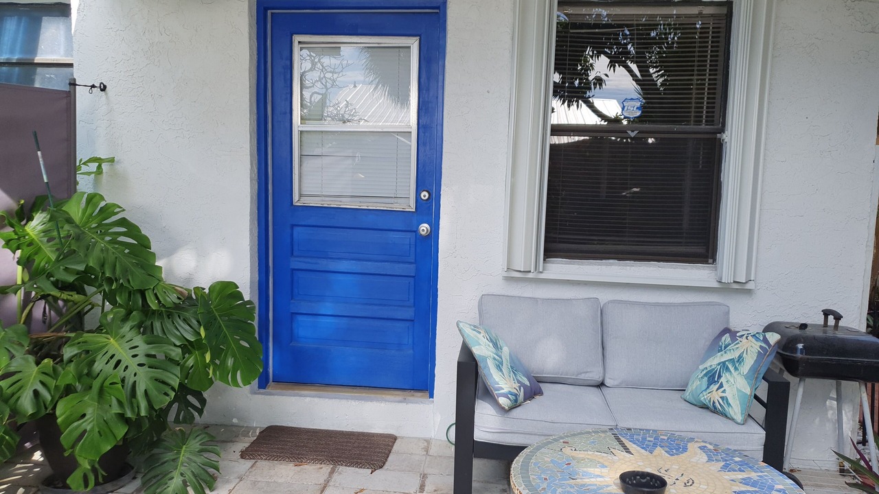 Photo of Patio Balcony in Central Oakland Park
