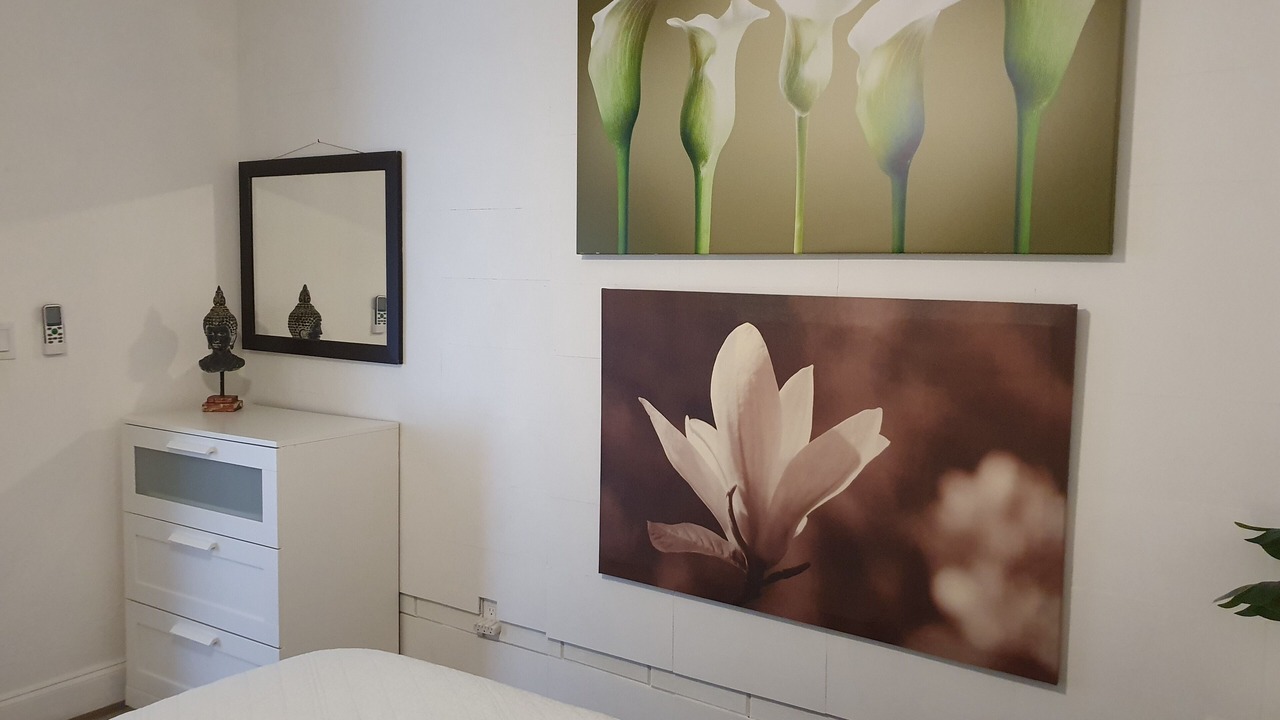 Photo of Bedroom in Central Oakland Park