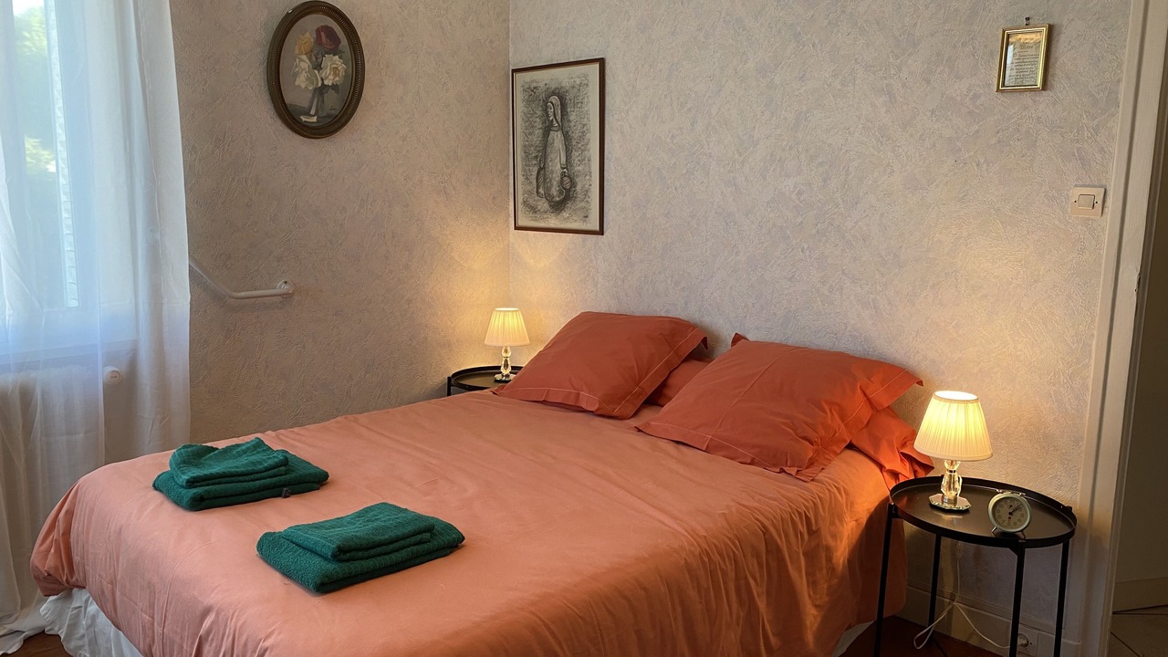 Photo of Bedroom in Aix-les-Bains