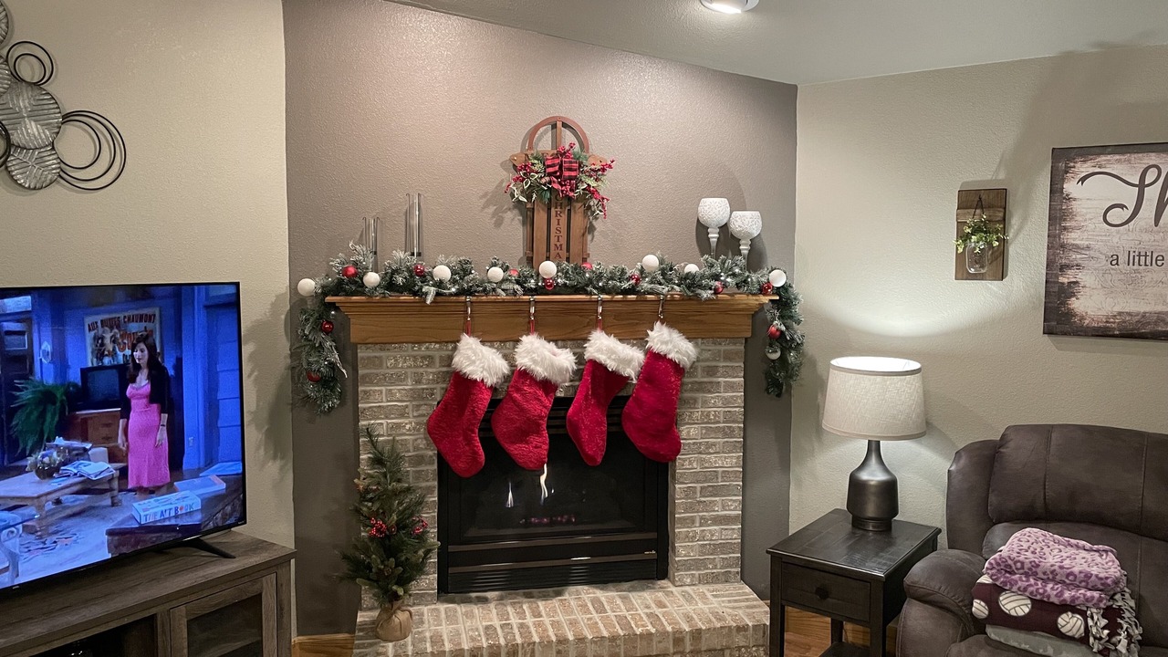 Photo of Livingroom in Black Wolf