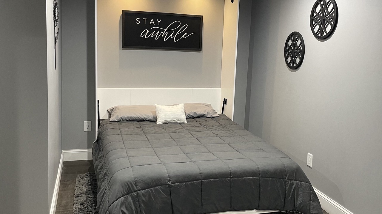 Photo of Bedroom in Black Wolf