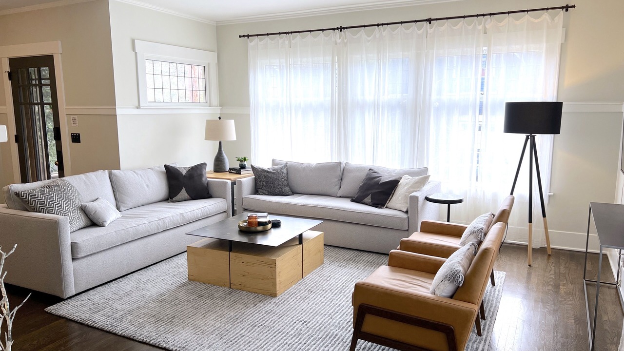 Photo of Bedroom in Queen Anne