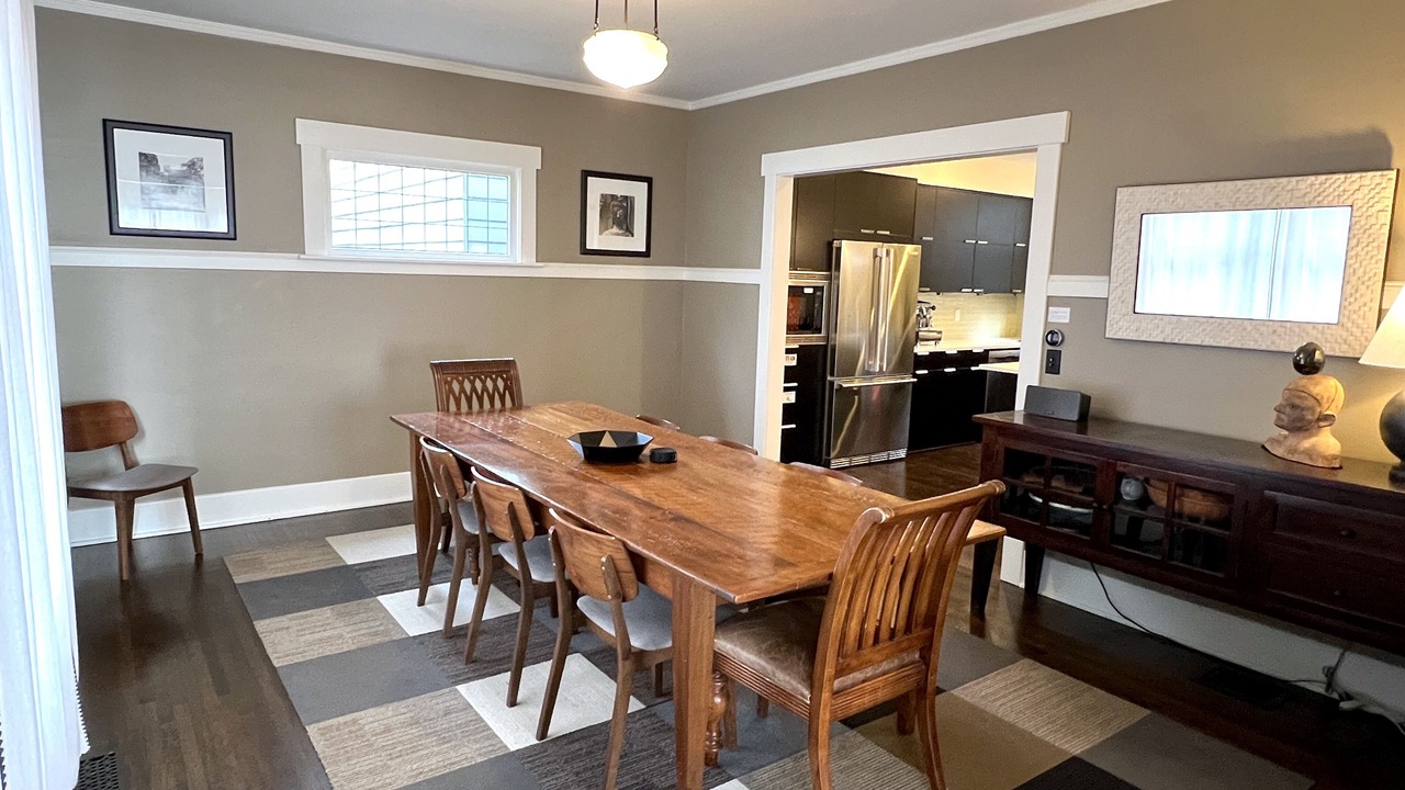 Photo of Bedroom in Queen Anne