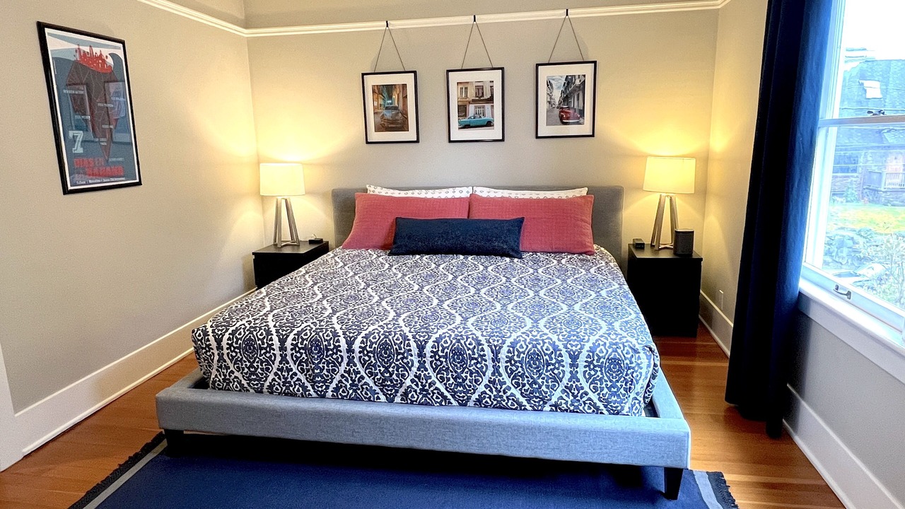 Photo of Others in Queen Anne