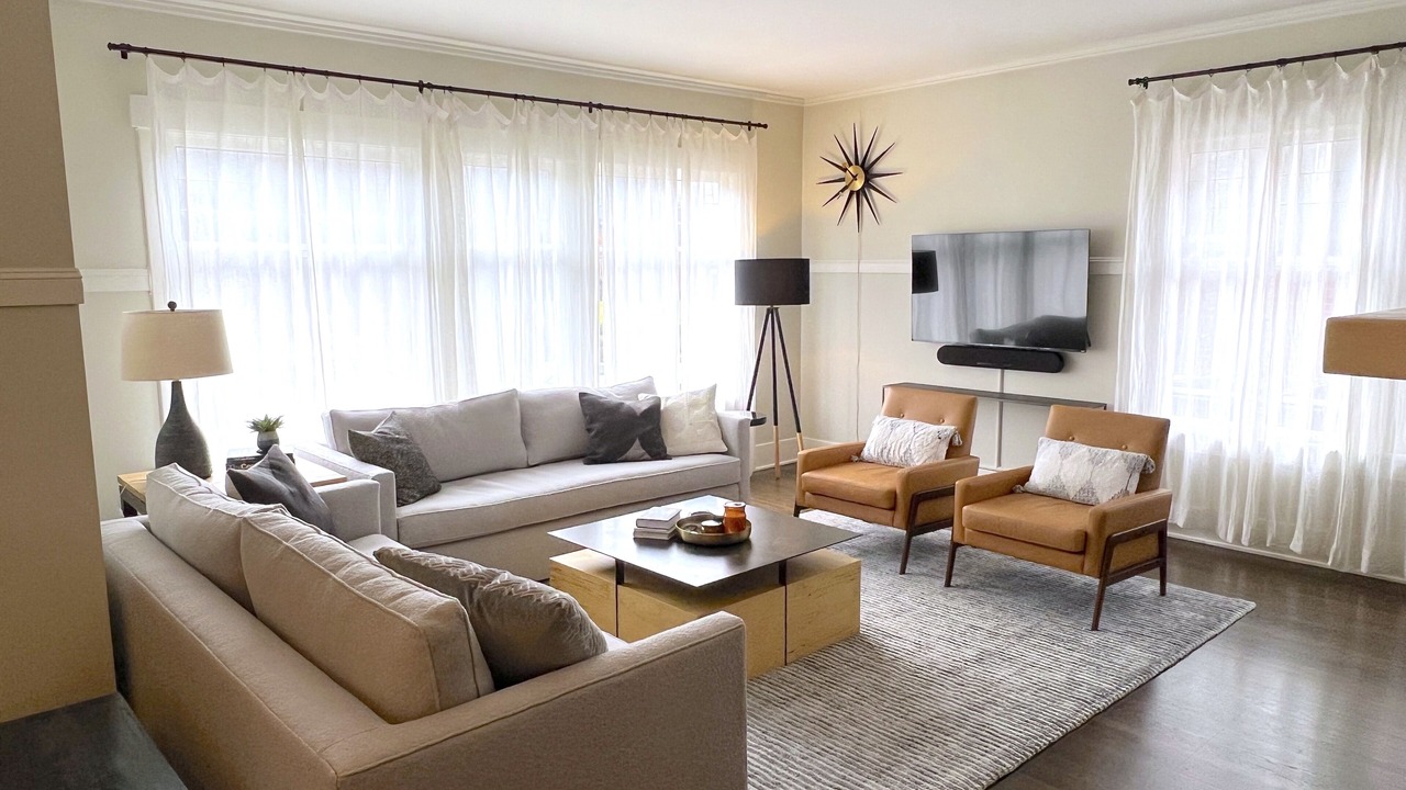 Photo of Others in Queen Anne