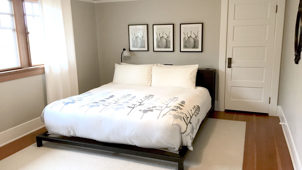 Photo of Others in Queen Anne