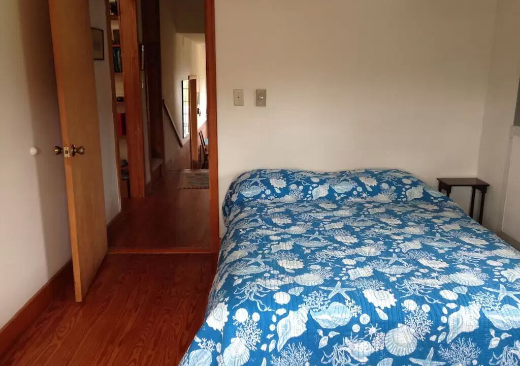 Photo of Bedroom in Sealevel