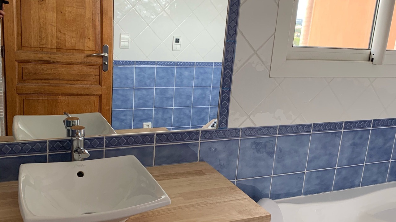 Photo of Bathroom in Bouzigues
