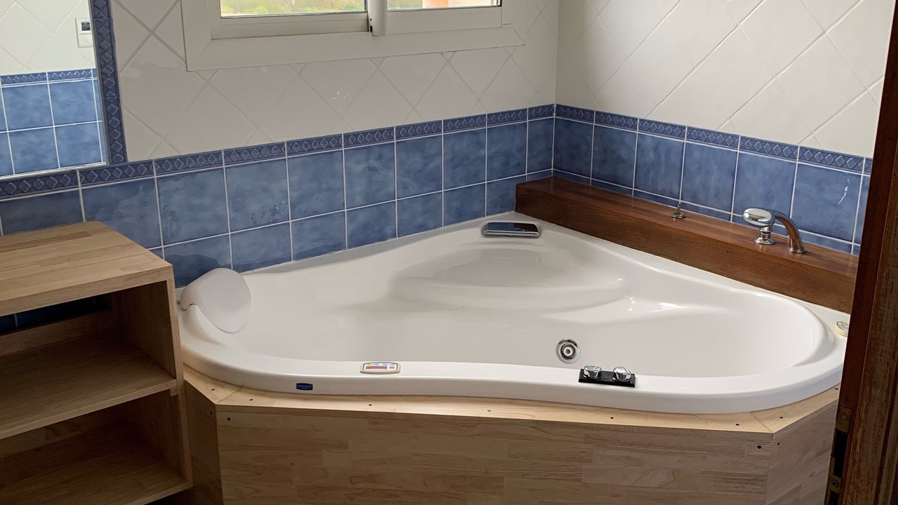 Photo of Bathroom in Bouzigues