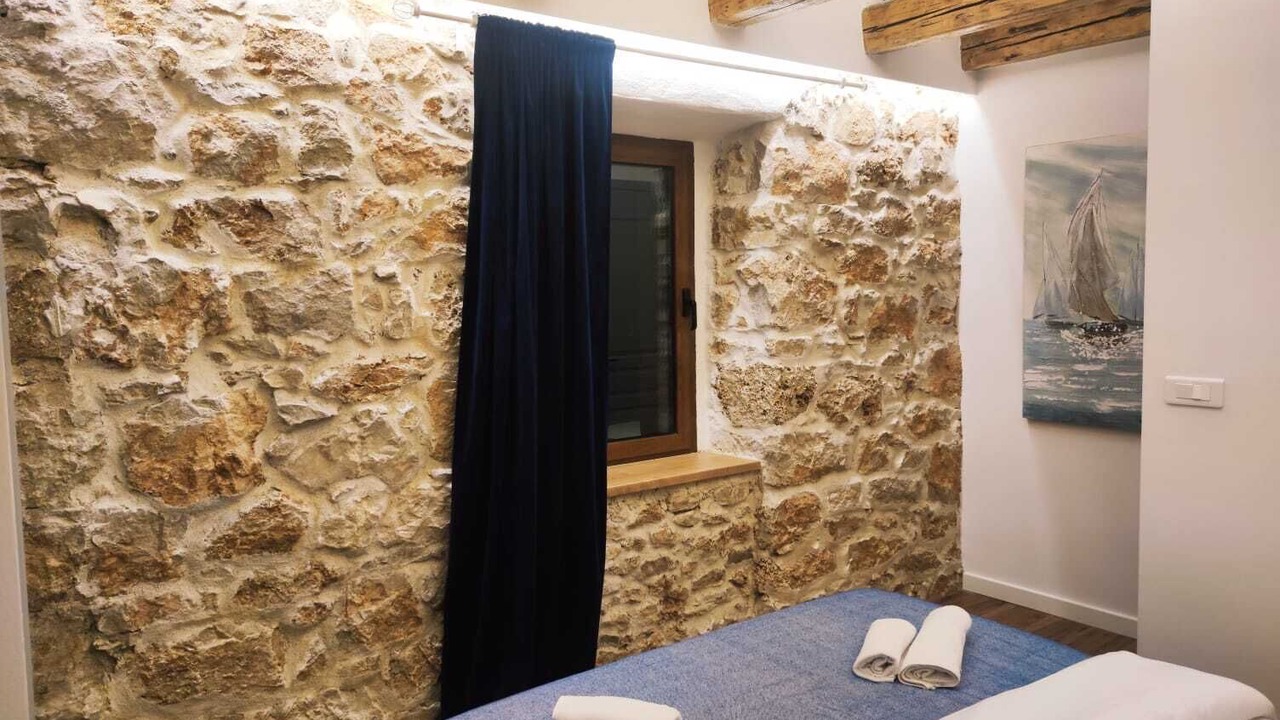 Photo of Bedroom in Banjol