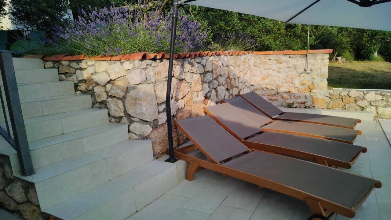 Photo of Patio Balcony in Banjol