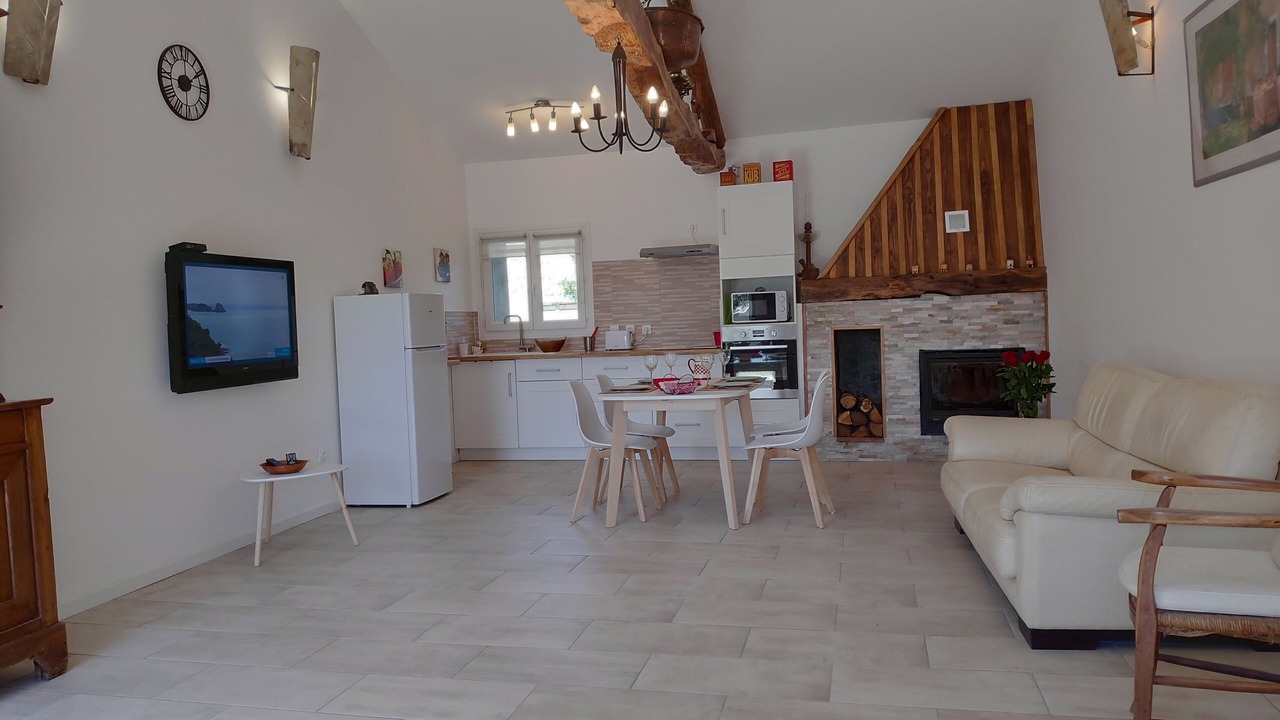 Photo of Livingroom in Le Cause