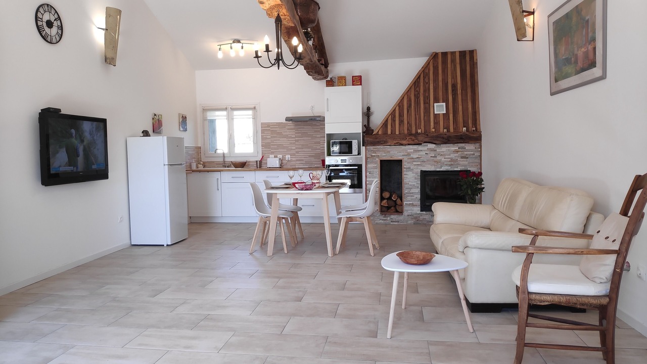 Photo of Livingroom in Le Cause