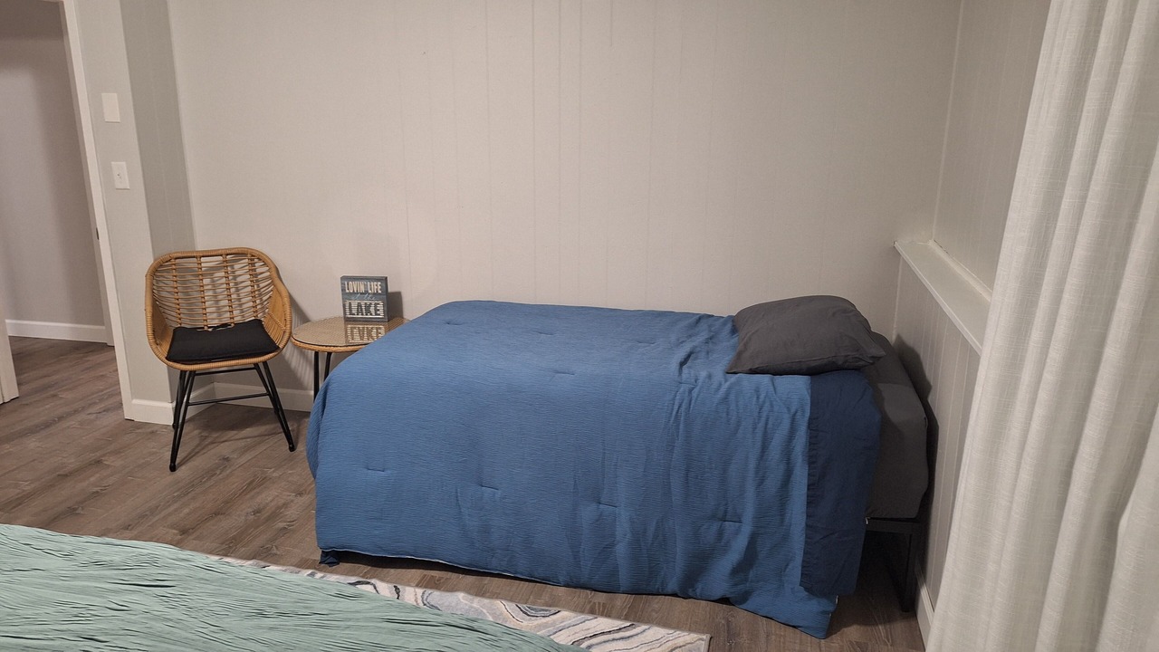 Photo of Bedroom in Isle