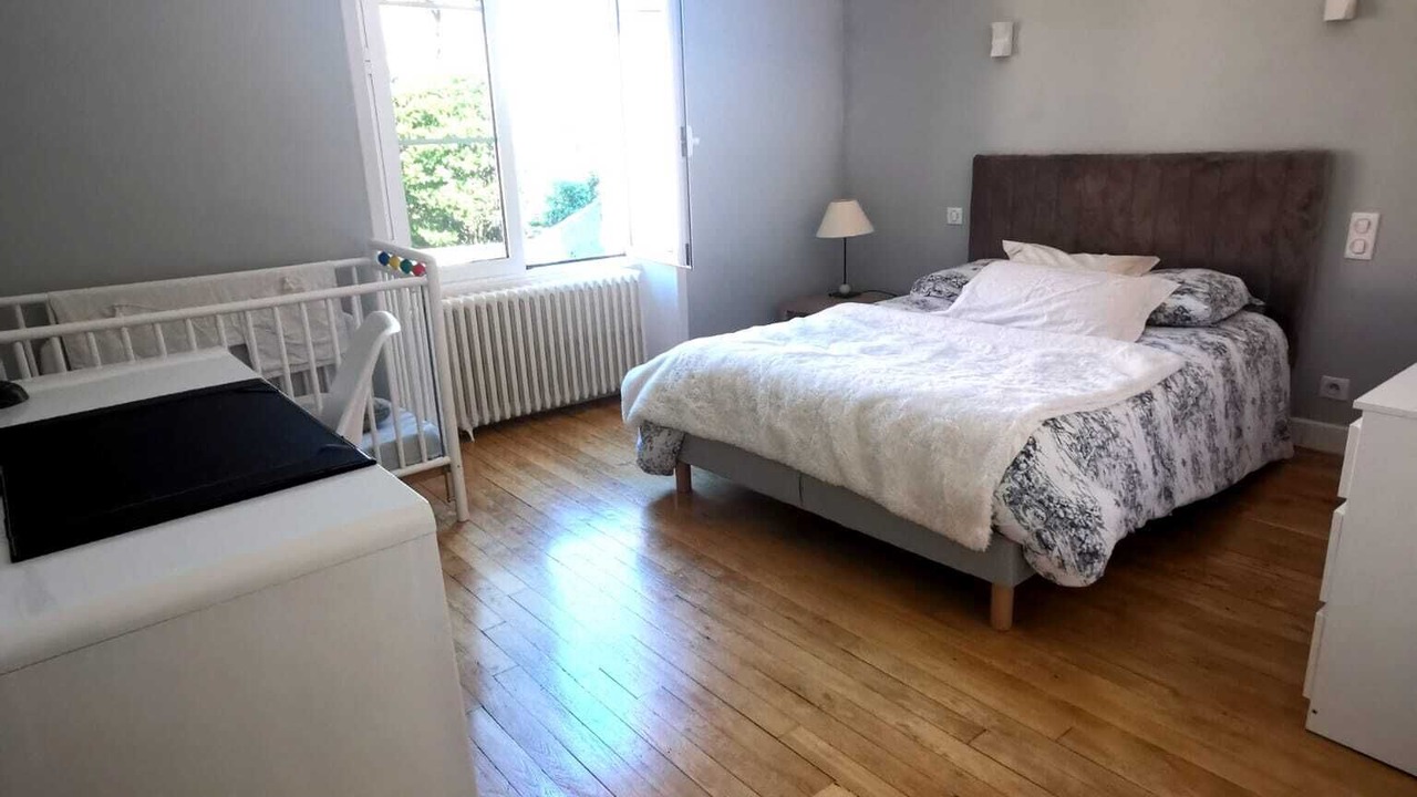 Photo of Bedroom in Dampniat