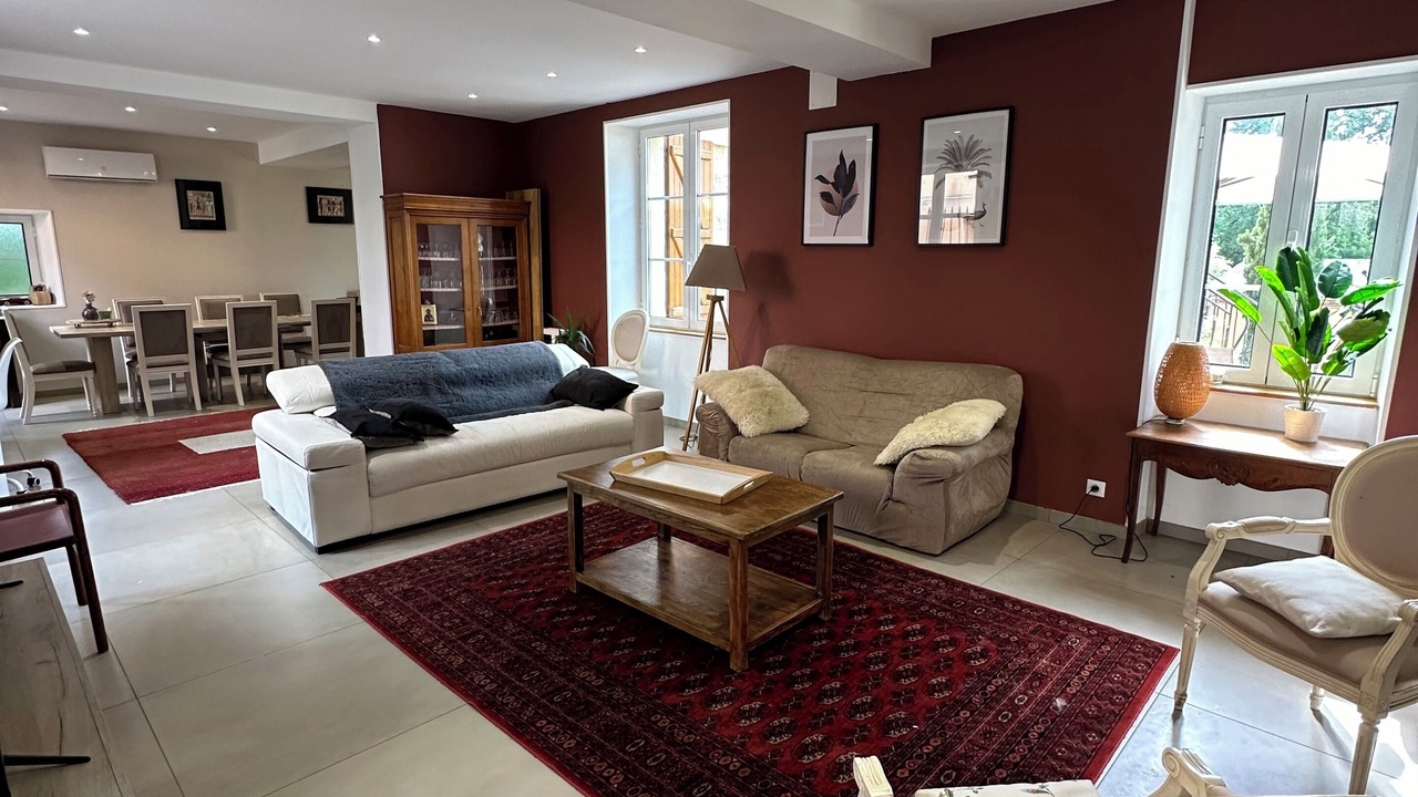 Photo of Livingroom in Dampniat