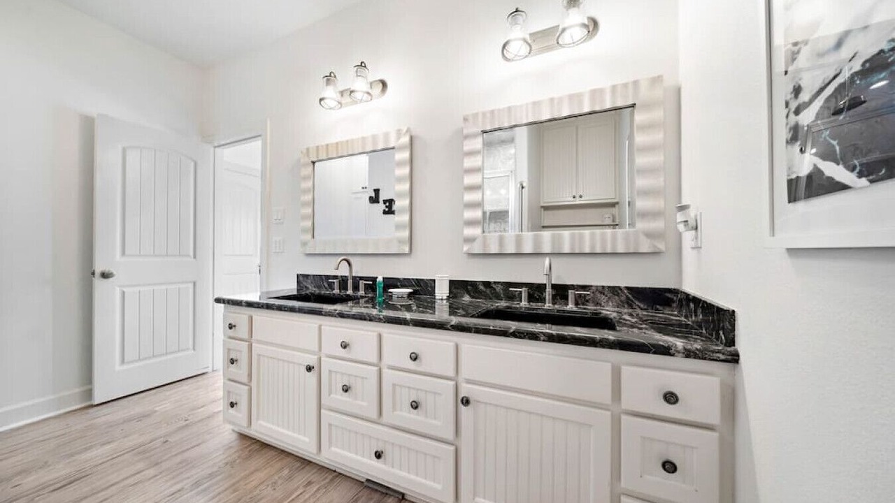 Photo of Bathroom in Surfside Beach